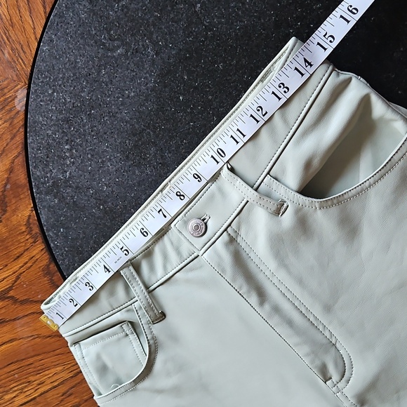 A&F Curve Love Mint Green Faux Leather 90's Ultra High Rise Straight Leg Pant 29 - Picture 12 of 16